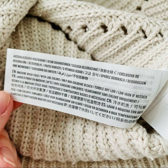 Abercrombie and Fitch XS Crop top Oatmeal - Picture 2 of 10